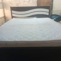 تخت دونفره
