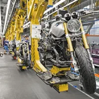 نیازمندکارگرساده‌باجای‌خواب‌بیمه(شرکت موتور)