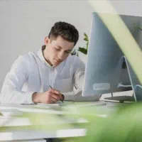 استخدام اینترنتی