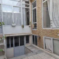 خانه-ویلایی-مرکز-شهر-سند-تک-برگ