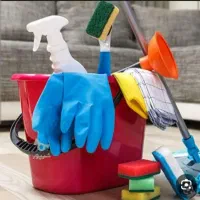 انجام کل امور نظافت،آپارتمان،و باغ بانی