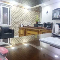 مشاور  حرفه ای برای دفتر  املاک