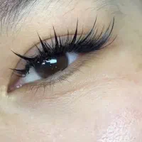 اکستنشن مژه ولیفت مژه وابرو