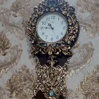 ساعت دیواری در حدنو