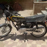 موتور سیکلت کویر۱۲۵ در حد صفر