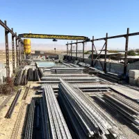 کارگر تیرچه بتنی