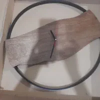 ساعت روستیک چوب و فلز