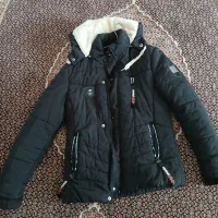 کاپشن و پافر در حد نو