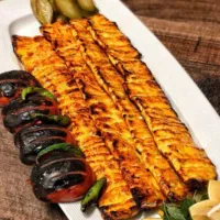 تخته کار سیار و قردادی هستم