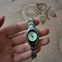 ساعت مچی زنانه اوماکس اصل ژاپن