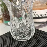 لاله لوستر|لوستر و چراغ آویز|اسلام‌شهر, شهرک قائمیه|دیوار