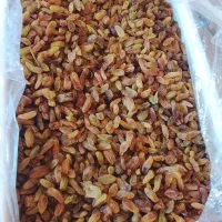 گردو بادام کشمش