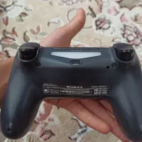 ps4 slim|کنسول، بازی ویدئویی و آنلاین|شیراز, دوکوهک|دیوار