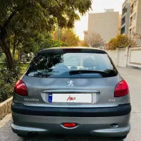 پژو ۲۰۶ ۱۳۸۵