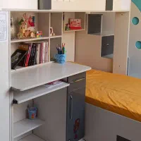 تخت دو طبقه