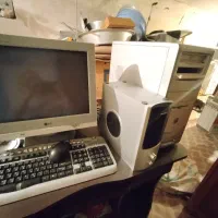 میز.کامپیوتر|رایانه رومیزی|اردبیل, |دیوار