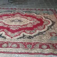 فرش سالم وتمیز هست