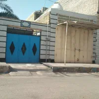 ملک-140-به-همراه-مغازه-105-متری