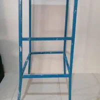 چهار پایه فلزی