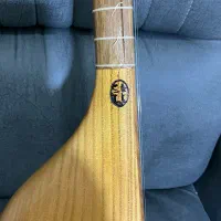 تنبور سه مهر اسدالله|سازهای سنتی|تهران, نیروی هوایی (پیروزی)|دیوار