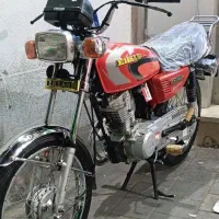 هندا ۱۲۵مدل۹۴درحد صفر عروسک