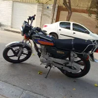 هندا ۲۰۰ احسان در حد تمیز شسته رفته با بیمه