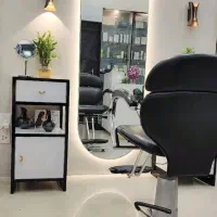 اجاره لاین های سالن زیبایی با موقعیت خوب