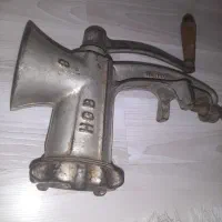 چرخ گوشت قدیمی دستی المانی|صنایع دستی و سایر لوازم تزئینی|اردبیل, |دیوار