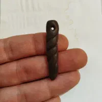 مهره هبهاب خطی کهنه ( گردنبند )