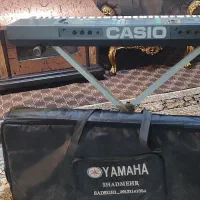 اورگ با پایه و کیف