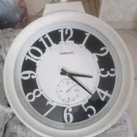 ساعت دیواری