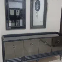 میزتلوزیون و ایینه کنسول