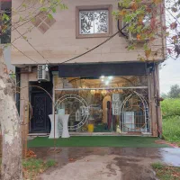 فروش مغازه۵۲متری بر ۶متری ویه انبار ۱۵متری درشفت