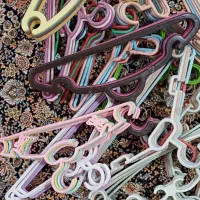 گیره لبا به همراه اینه ناخونی|فروشگاه و مغازه|مریوان, |دیوار