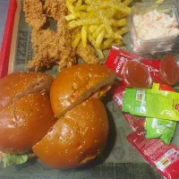 پیتزا زن ،ساندویچ زن،کارگر  ساده|استخدام خدمات فروشگاه و رستوران|تهران, گلستان (شهرک راه آهن)|دیوار