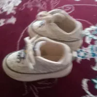 کفش|کفش و لباس بچه|قیدار, |دیوار