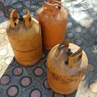 سه عدد کپسول گاز