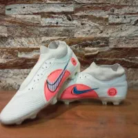 کفش فوتبال چمنی نایک نو ساق دار حرفه ای