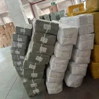 لنج‌ دبی درحال بارگیری ترخیص کالا