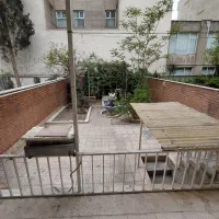 کلنگی-200متر-جنوبی-بر-7-گذر-8متری-3طبقه