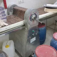 تمامی وسایل قنادی یک جا به فروش می‌رسد