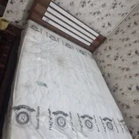 تخت دونفره سالم و تشک سالم|تخت و سرویس خواب|زاهدان, |دیوار