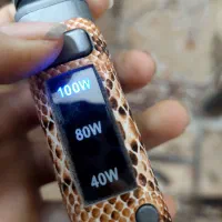 ویپ ۱۰۰وات قیمت توافتی ولی کادرجش شکسته|زیورآلات و اکسسوری|میبد, |دیوار