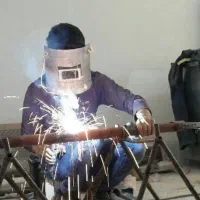 لوله کشی اب گاز پکیج تشخیص ترکیدگی لوله بازسازی