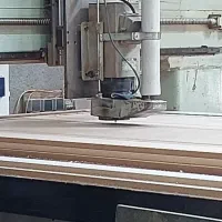 کامپیوتر و کارگر ساده