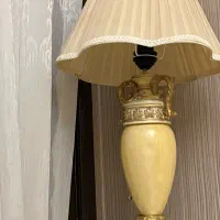 اباژور تکی جنس پلی استر (رزین)|چراغ خواب و آباژور|قم, شهرک قدس|دیوار