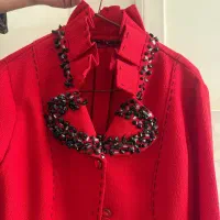 کت دامن مجلسی|لباس|نیشابور, هفده شهریور|دیوار