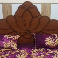 تخت خواب دو نفره چوبی