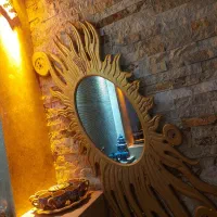 دیوارکوب طلایی آیینه ای|آینه|ری, سیزده آبان|دیوار