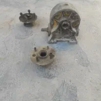 گیربکس بالابر و میکسر و۲ عدد توپی میکسر